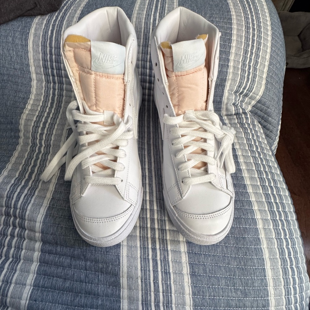 Nike White and Peach High-Tops